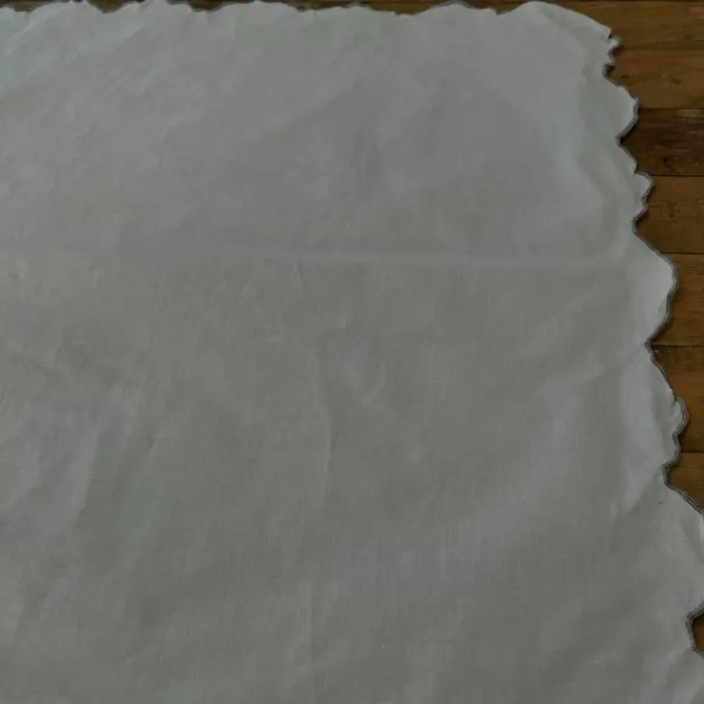 White & Gray Cotton Table Napkins Set of 5 16 x 16 in Floral Corner Embroidery